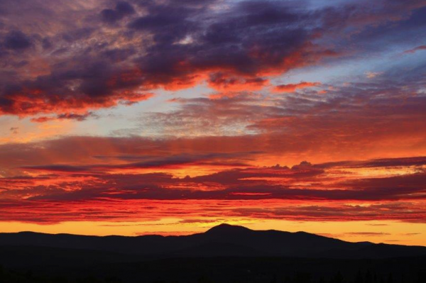 Mosher Hill sunset. (Scott Landry/Farminton)